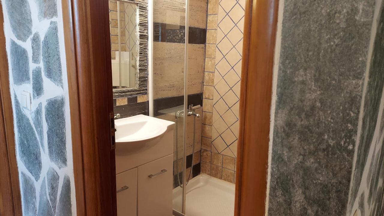 Shley House 1 Apartment Артемида Екстериор снимка