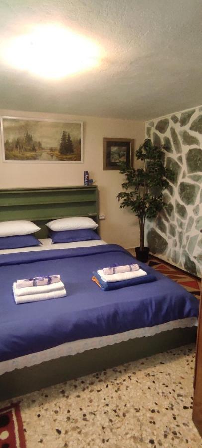 Shley House 1 Apartment Артемида Екстериор снимка