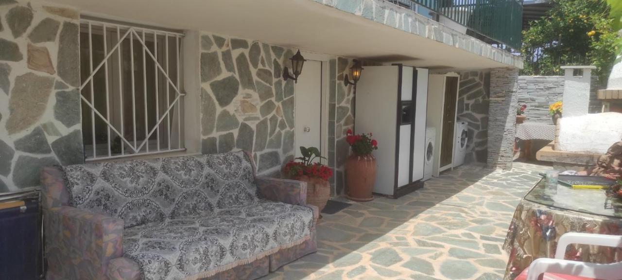 Shley House 1 Apartment Артемида Екстериор снимка